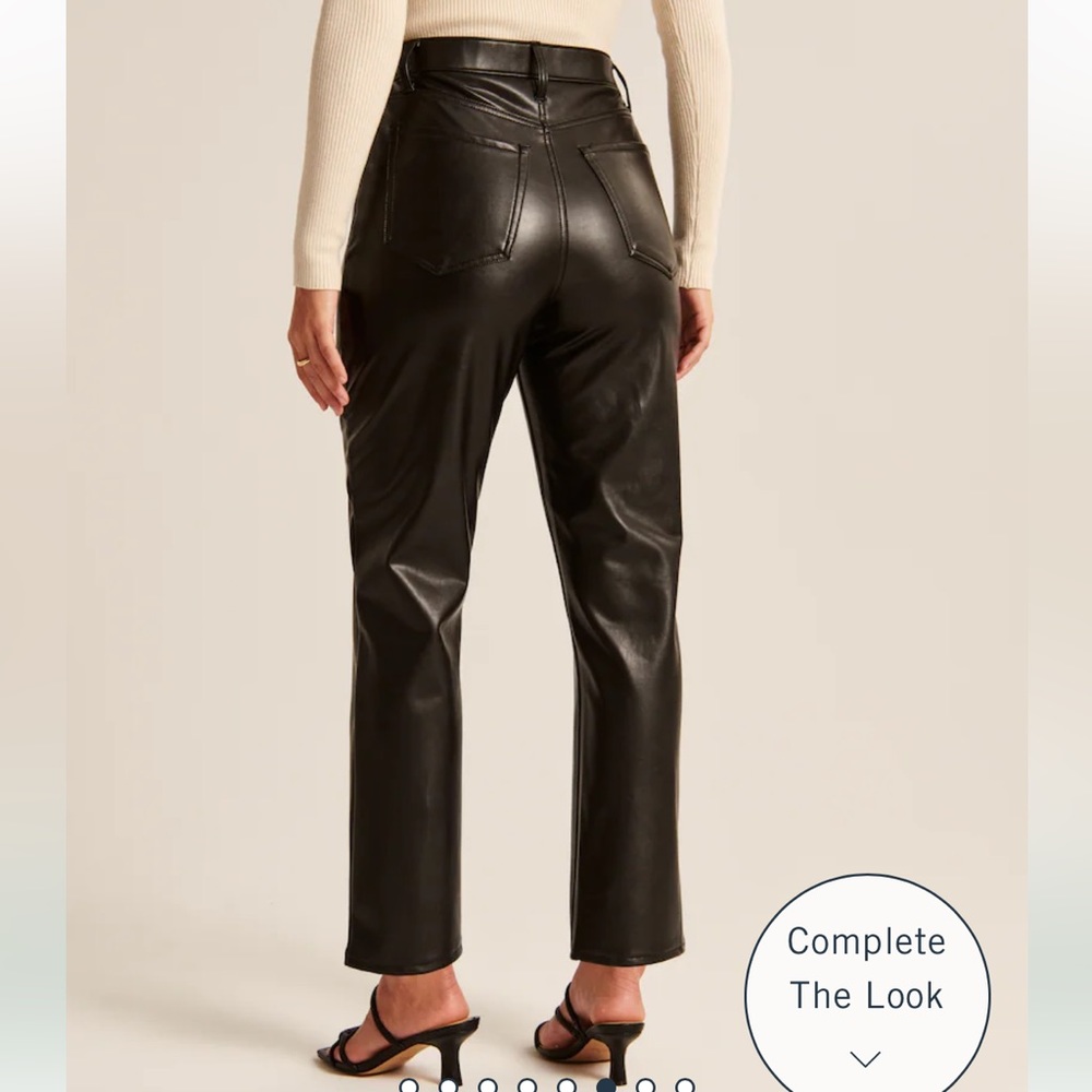 NWT Abercrombie & Fitch Curve Love Faux Leather Ankle Straight Pant 26|2